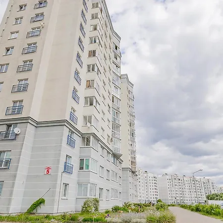 On Nemanskaya 5 Apartament *